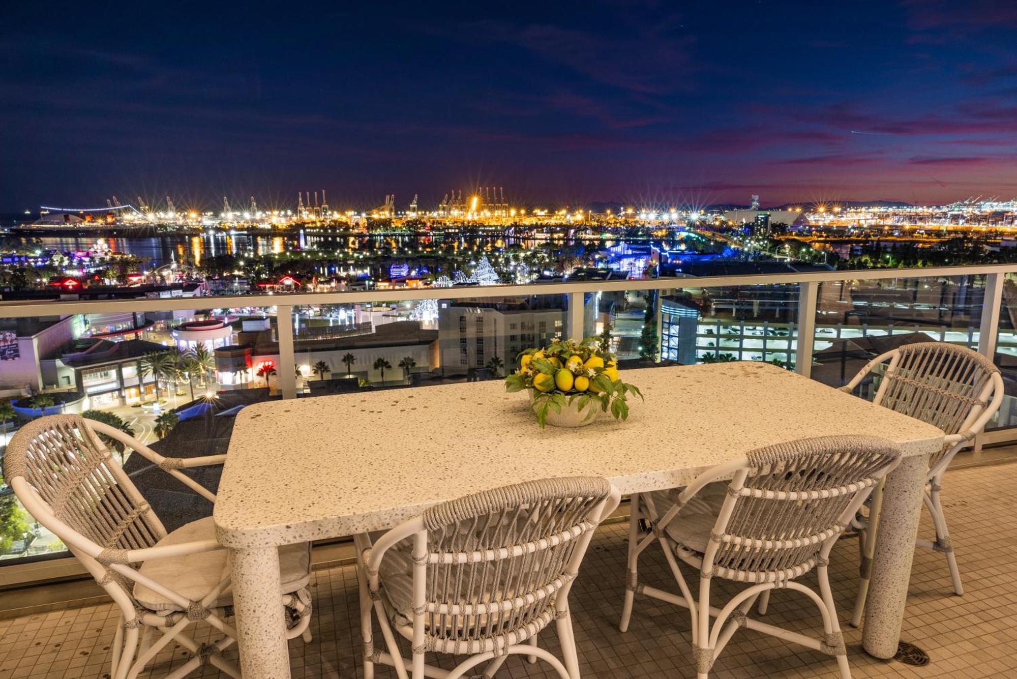 @ Marbella Lane - Penthouse W/ City & Ocean Views Long Beach Extérieur photo