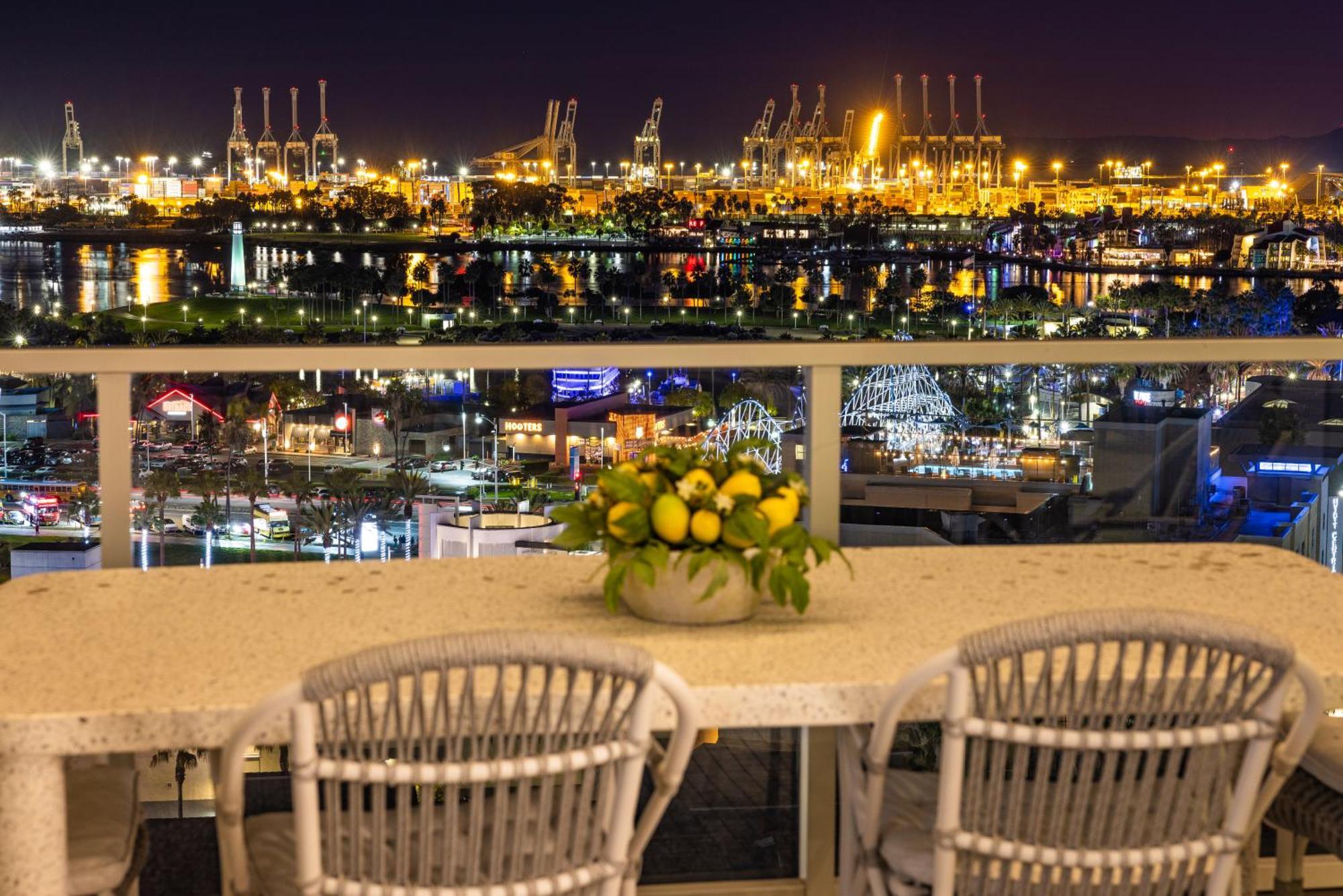 @ Marbella Lane - Penthouse W/ City & Ocean Views Long Beach Extérieur photo