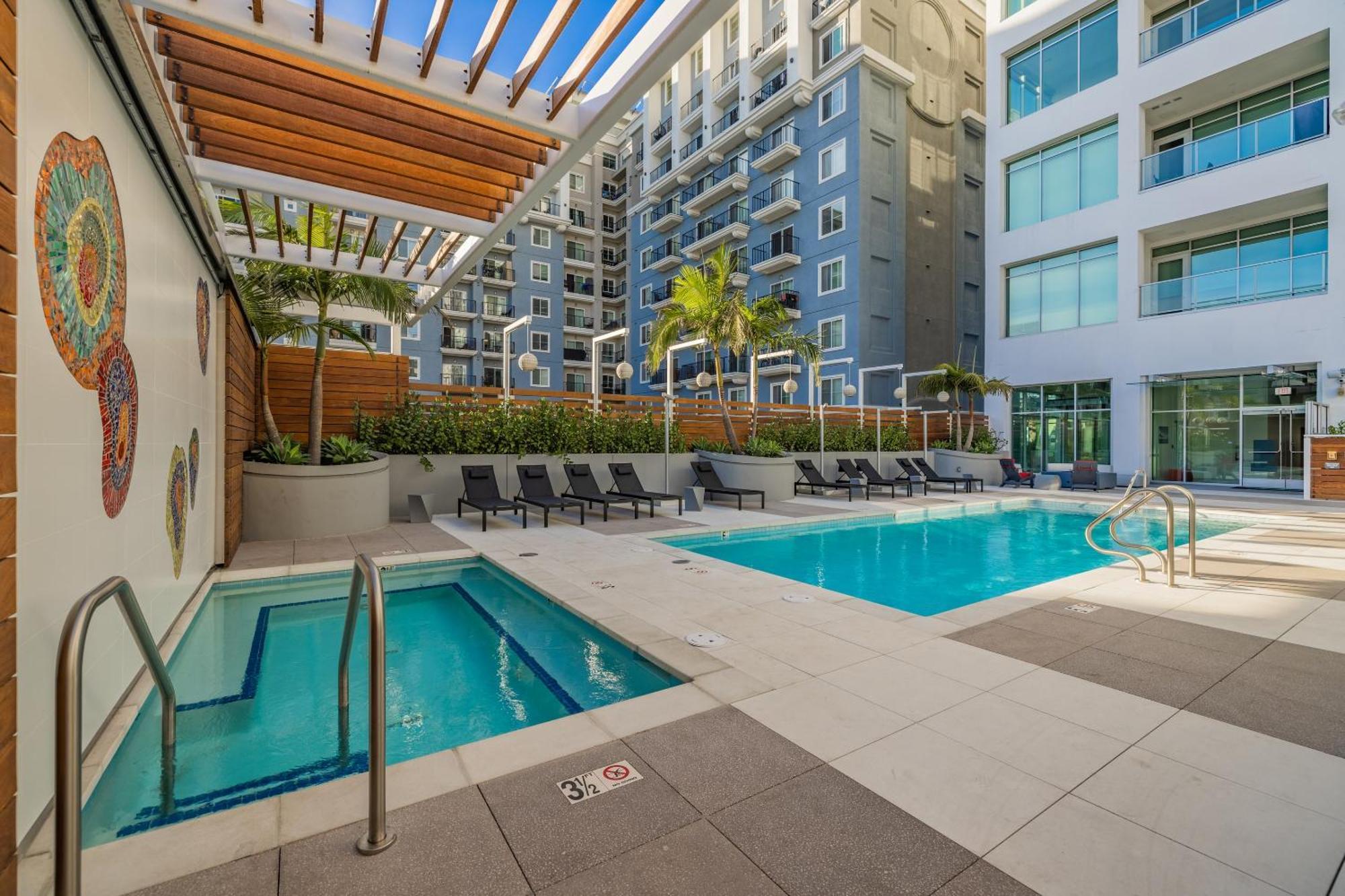 @ Marbella Lane - Penthouse W/ City & Ocean Views Long Beach Extérieur photo